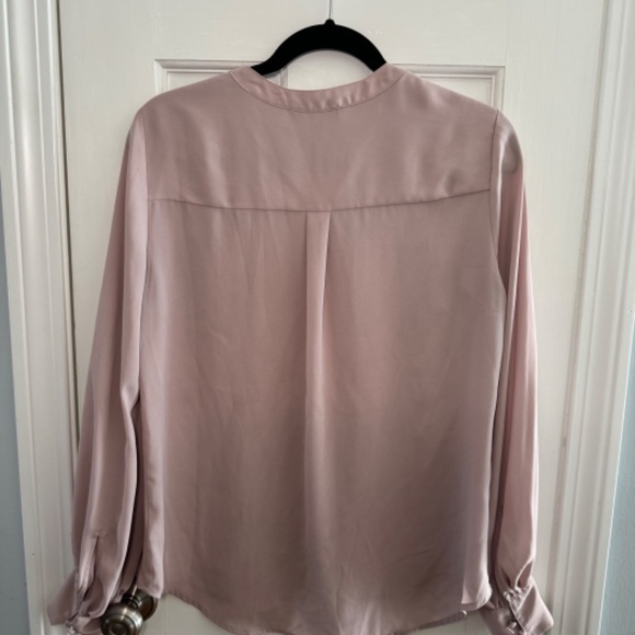 Express Blush Top - Picture 2 of 4
